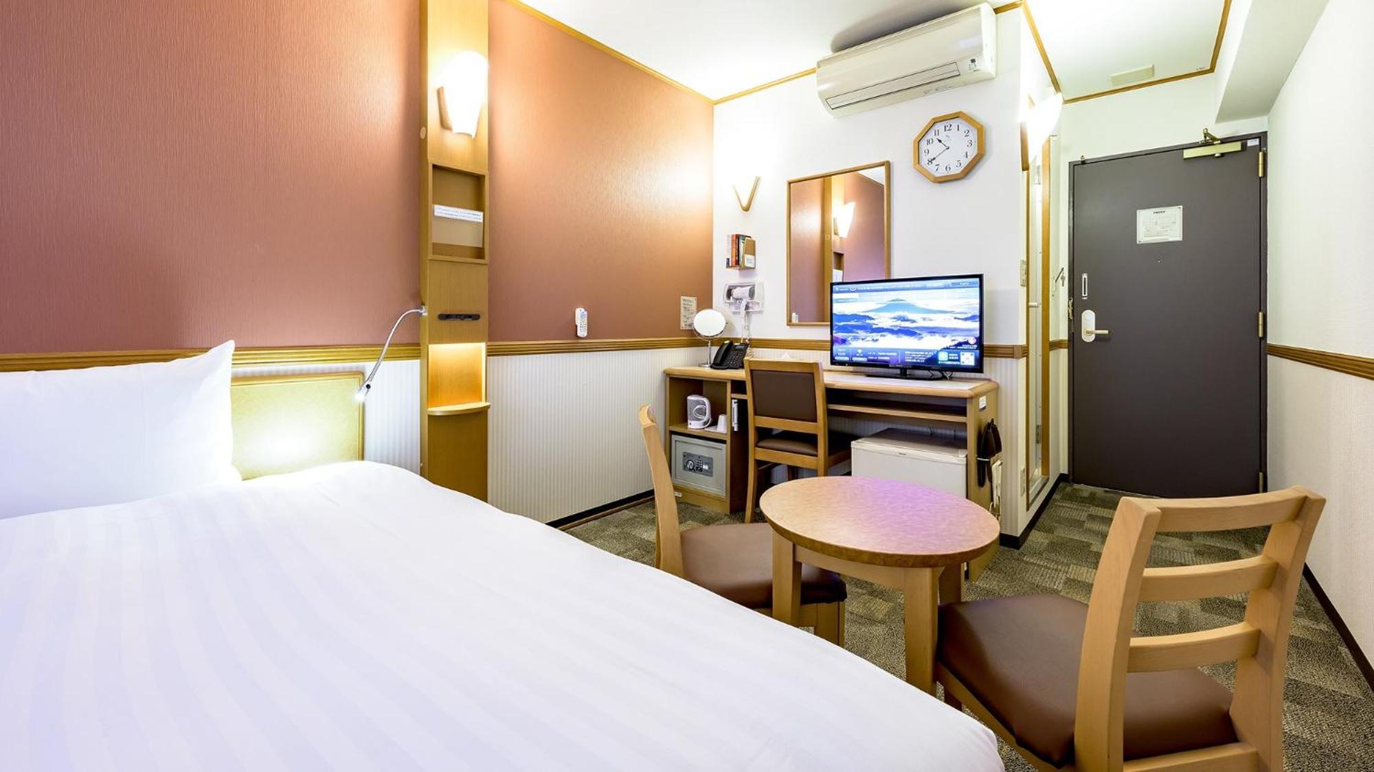 Toyoko Inn Yamagata-Eki Nishi-Guchi Yamagata  Room photo